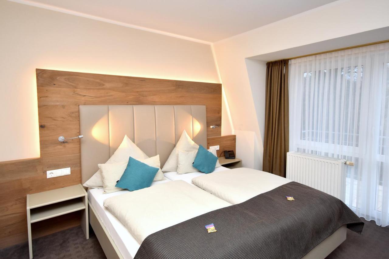 Hotel & Restaurant Zum Deutschen Hause Kirchhatten Kültér fotó
