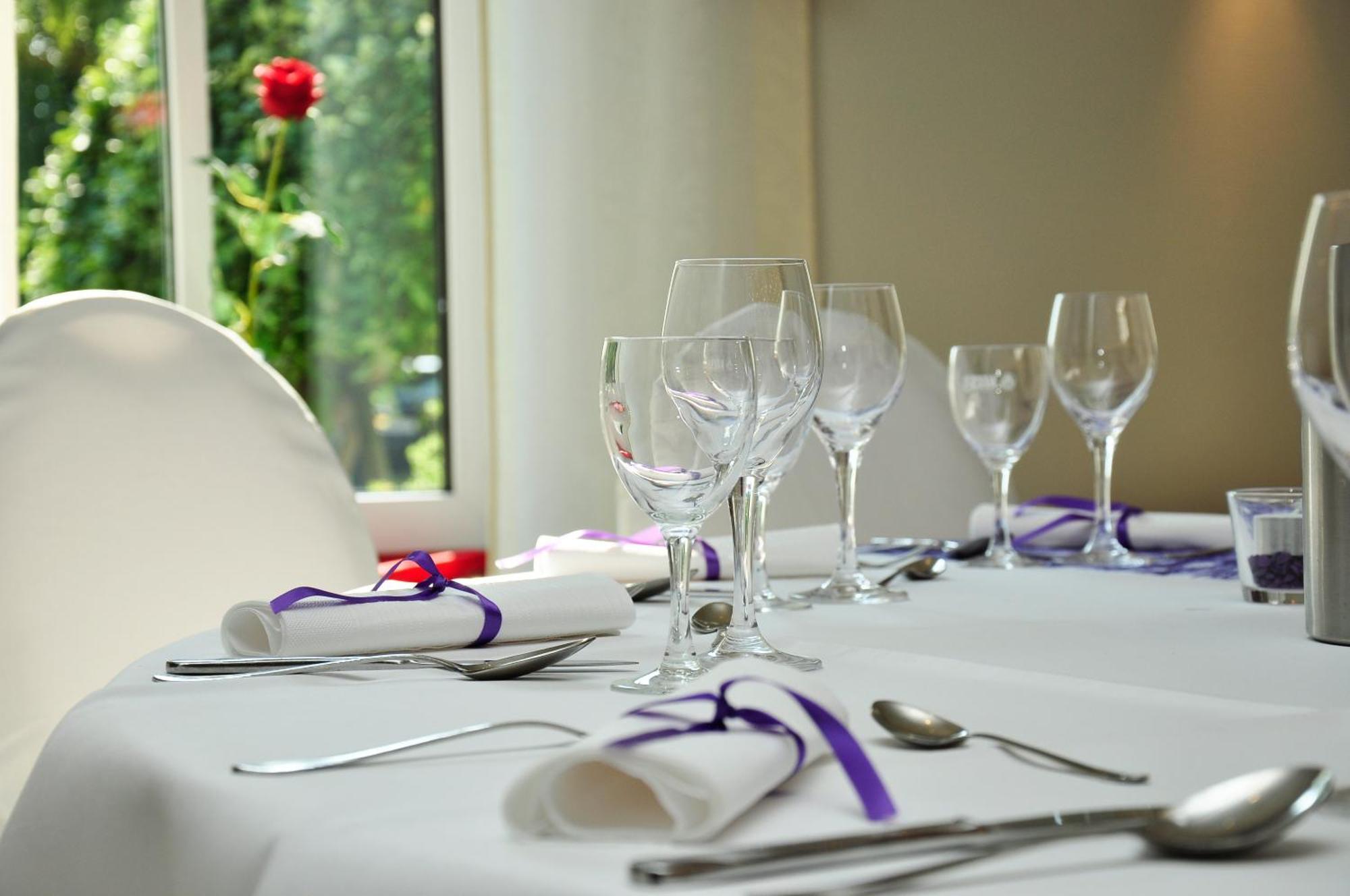 Hotel & Restaurant Zum Deutschen Hause Kirchhatten Kültér fotó