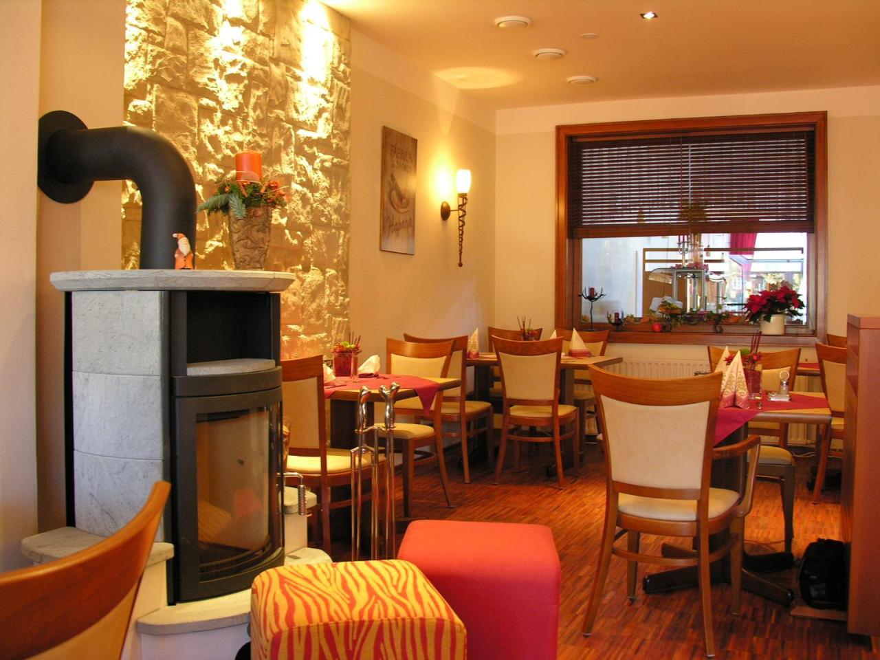 Hotel & Restaurant Zum Deutschen Hause Kirchhatten Kültér fotó